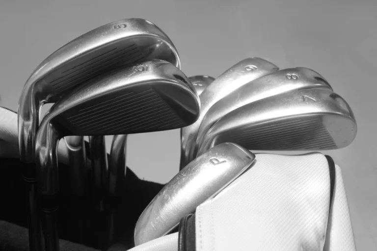 Comment choisir ses fers de golf : guide complet par niveau
